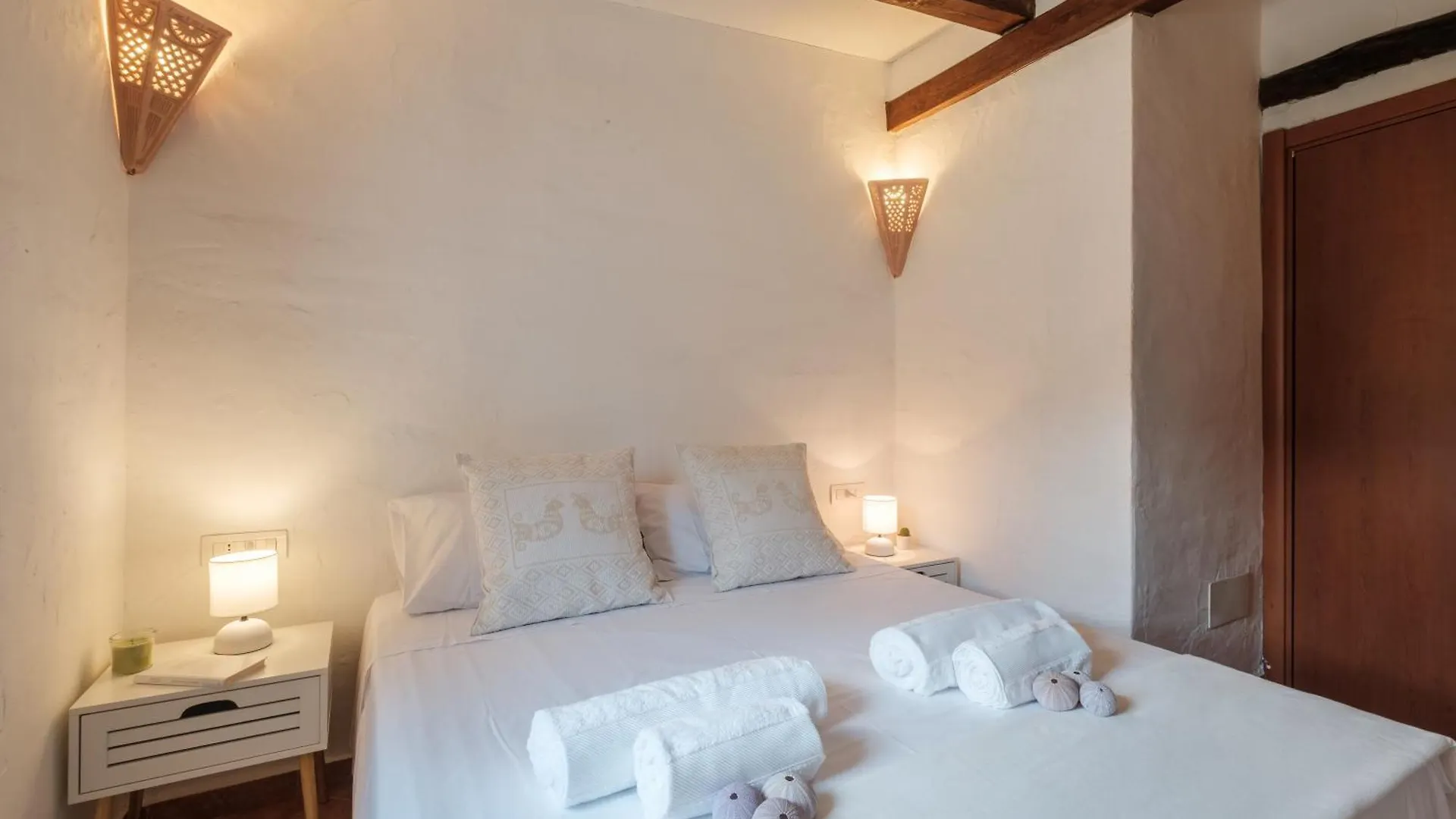 לה מדלנה Lussuosa Villa Privata - Piscina A 180 Sul Mare לה מדלנה